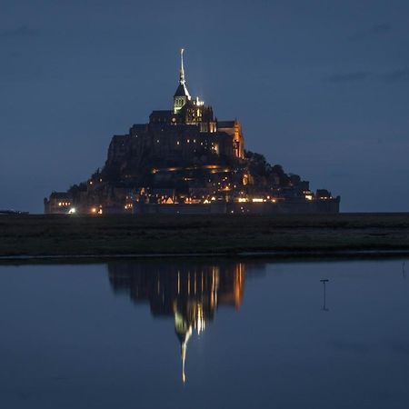 Relais De Moidrey Hotell Exteriör bild